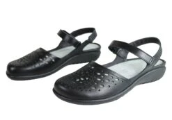 Naot Arataki Womens Closed Toe Orthotic Friendly Leather Flat Sandals(Naot Arataki Womens Comfort Closed Toe Orthotic Friendly Leather Sandals) -Skechers Sale Store IMG 1350 1