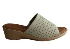 Usaflex Endigo Womens Brazilian Comfy Cushioned Leather Slides Sandals(Usaflex Endigo Womens Comfortable Cushioned Leather Slides Sandals)