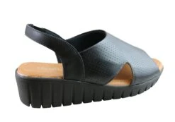 Usaflex Laken Womens Comfortable Leather Sandals Made In Brazil(Usaflex Laken Womens Comfortable Leather Sandals Made In Brazil) -Skechers Sale Store IMG 1776 c2cf0eab f85b 4286 9e9b 6d505e8efc31