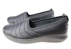 Usaflex Resna Womens Comfortable Cushioned Shoes Made In Brazil(Usaflex Resna Womens Comfortable Cushioned Shoes Made In Brazil) -Skechers Sale Store IMG 1778 84ae6f7b ed47 4c7b bf41 9f71e6bd291e