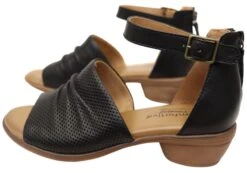 Comfortiva Newnan Womens Comfort Footbed Wide Fit Leather Sandals(Comfortiva Newnan Womens Comfort Footbed Wide Fit Leather Sandals) -Skechers Sale Store IMG 9357