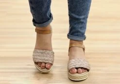 Lola Canales Lorrie Womens Spanish Comfortable Espadrille Sandals(Lola Canales Lorrie Womens Spanish Comfort Espadrille Sandals) -Skechers Sale Store LolaCanalesLorrie