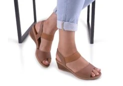 Usaflex Adira Womens Comfortable Leather Sandals Made In Brazil(Usaflex Adira Womens Comfortable Leather Sandals Made In Brazil) 22 Usaflex Adira Womens Comfortable Leather Sandals Made In Brazil(Usaflex Adira Womens Comfortable Leather Sandals Made In Brazil) -Skechers Sale Store a2 43d98bae bbe0 4a82 808d dbb8b7868d05